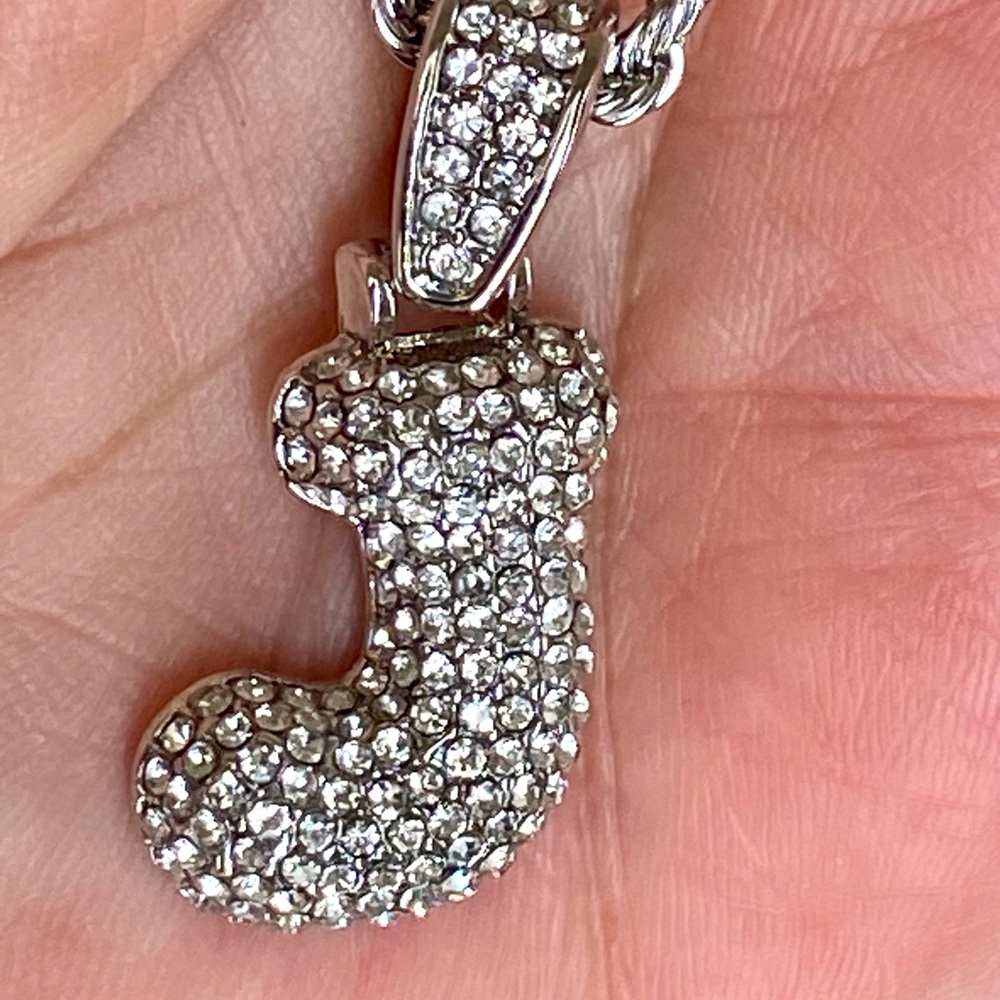 💥🌺💥 Beautiful J letter pendant 🎁💥💥